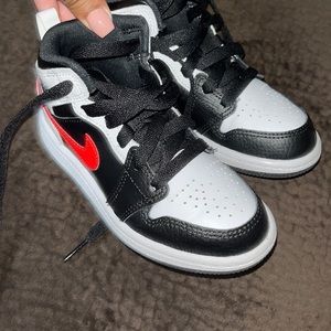 Kids Jordan 1’s